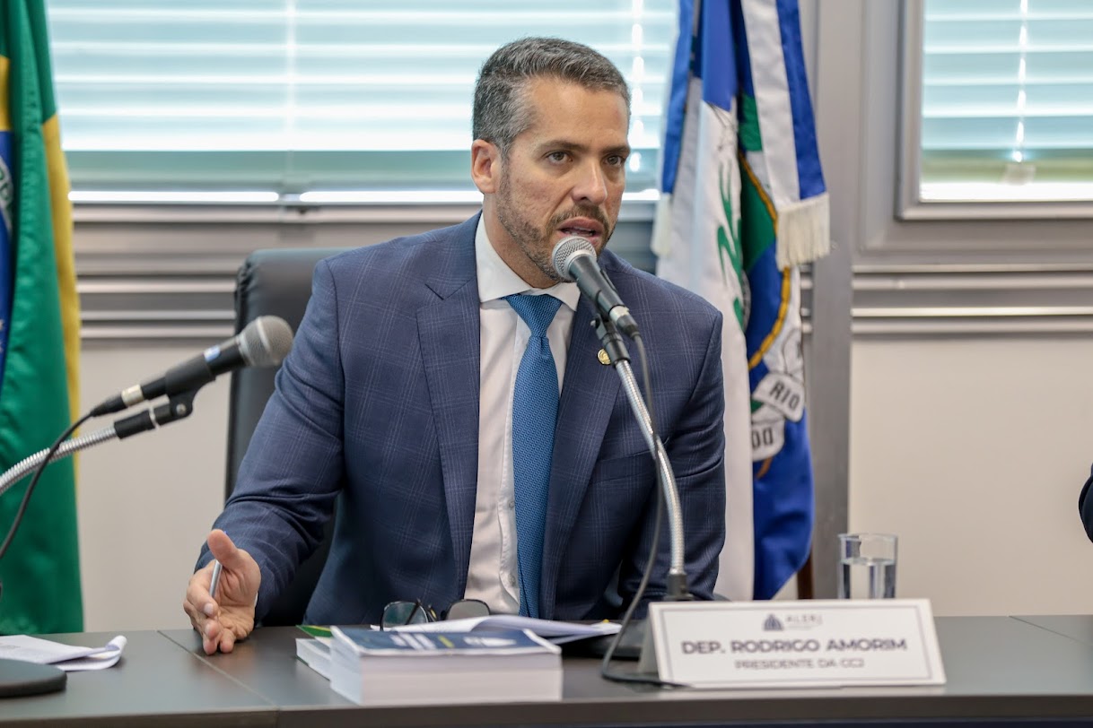 Rodrigo Amorim volta a atacar secretário da PM e fala em campanha antecipada