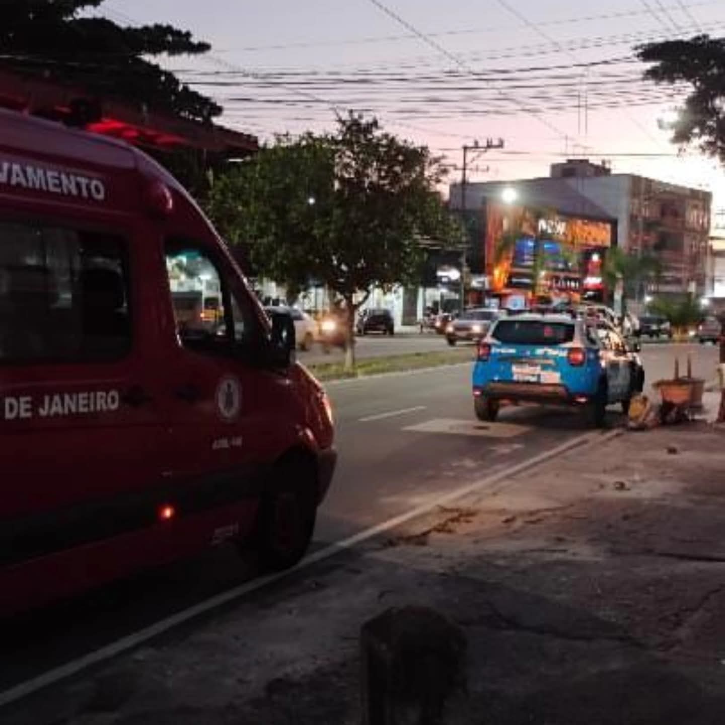 Homem é encontrado morto em casa na Vila da Penha