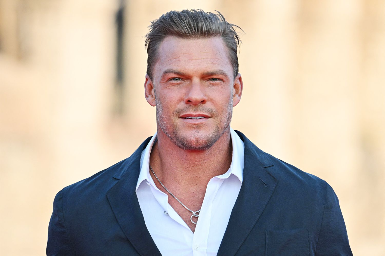 Vídeo: Alan Ritchson, astro de ‘Reacher’, espanca homem em briga de trânsito