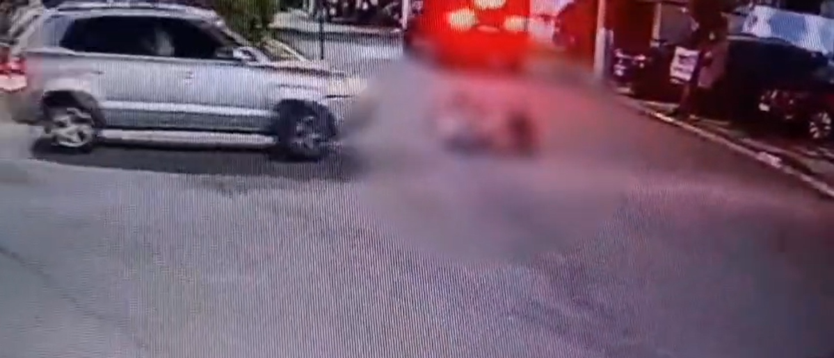 Mulher atropela quatro crianças em condomínio de Guarulhos, na Grande São Paulo; vídeo