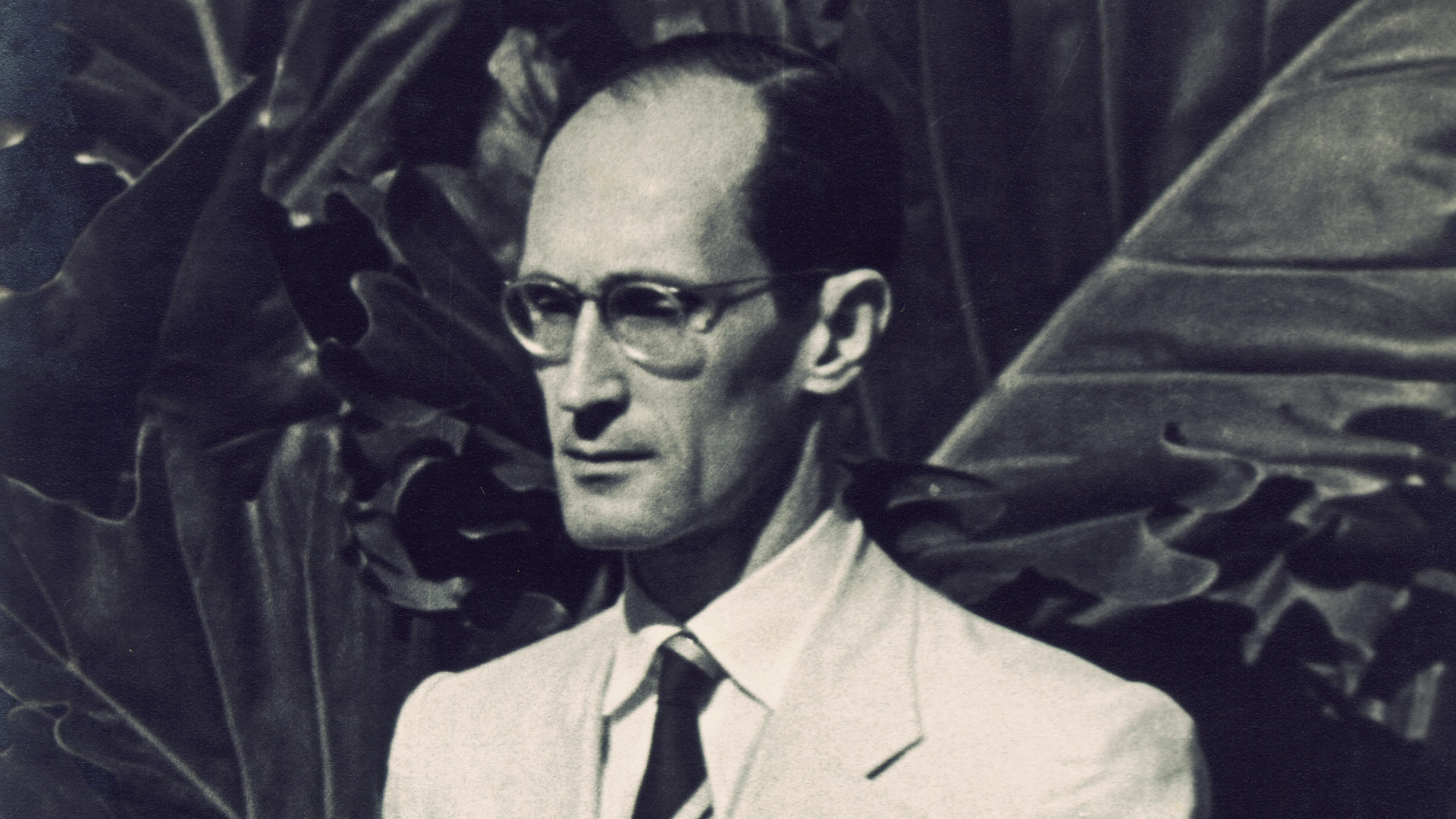 TJRJ recebe homenagem a Carlos Drummond de Andrade