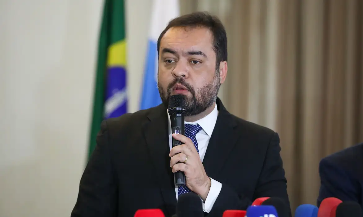 Castro recorre no TSE e pode disputar Senado ‘sub judice’ com decisão sem trânsito em julgado