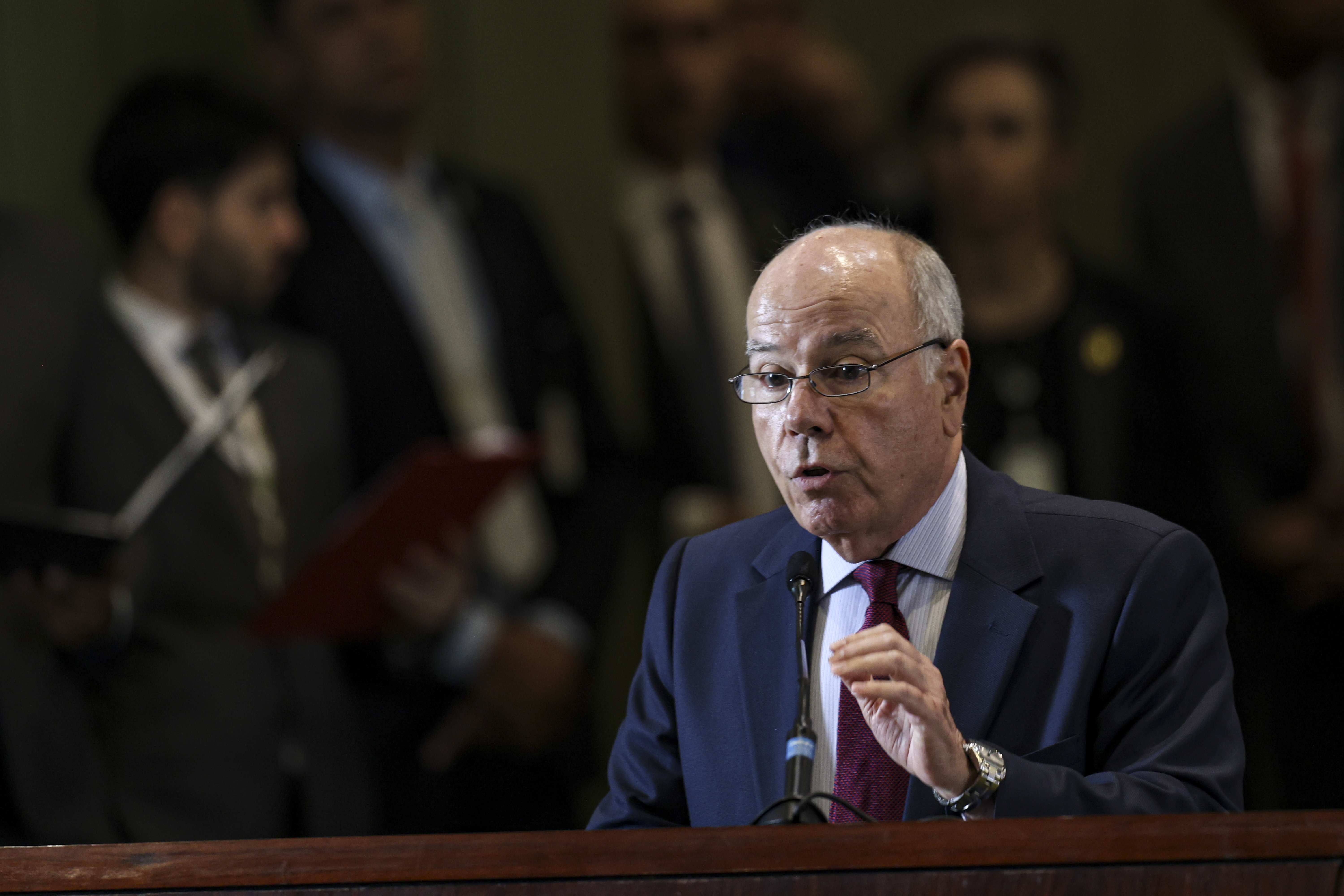 Mauro Vieira nega presença de bases chinesas no Brasil e critica relatório dos EUA