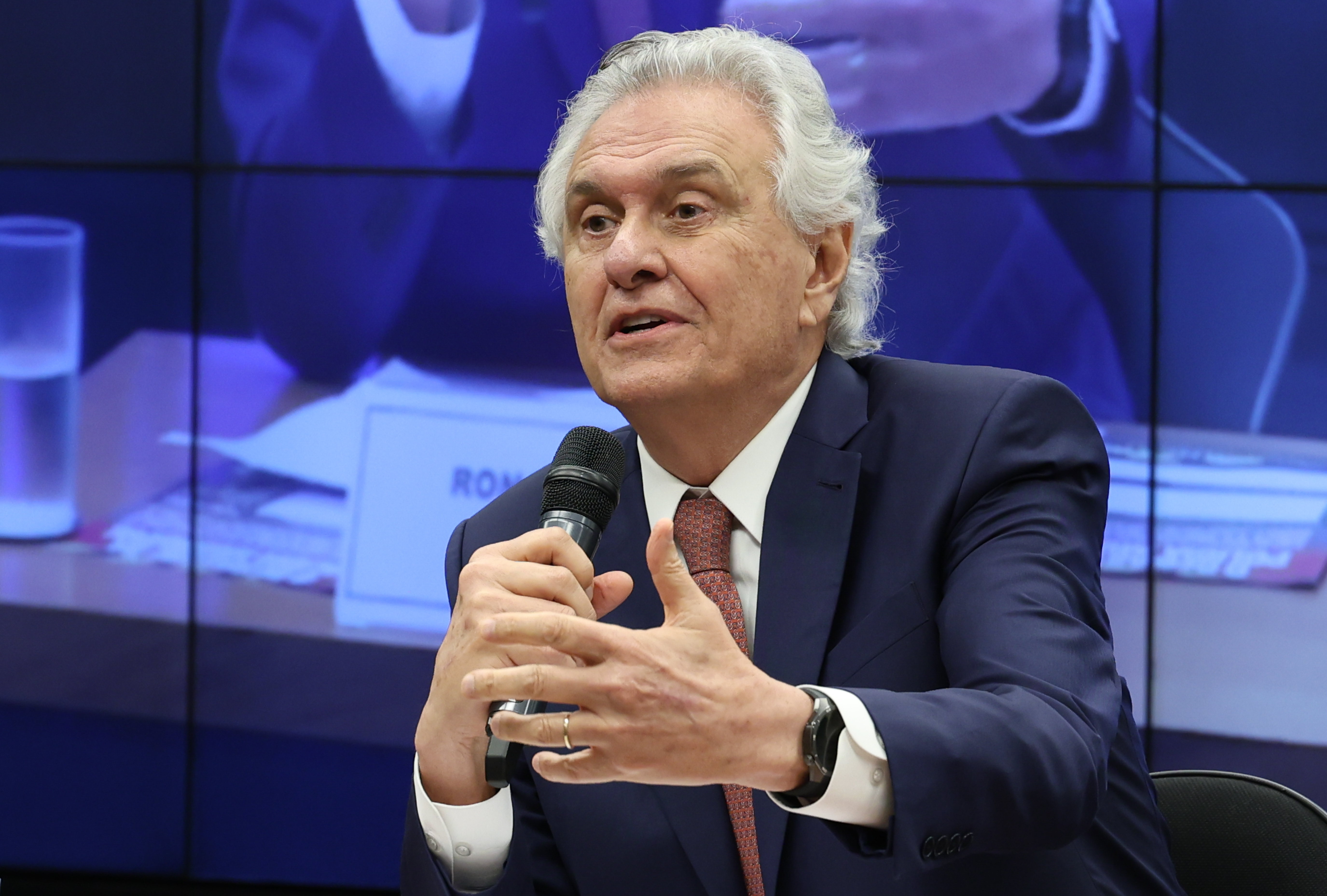 Caiado admite aliança com Zema no primeiro turno e fala em alternativa à polarização