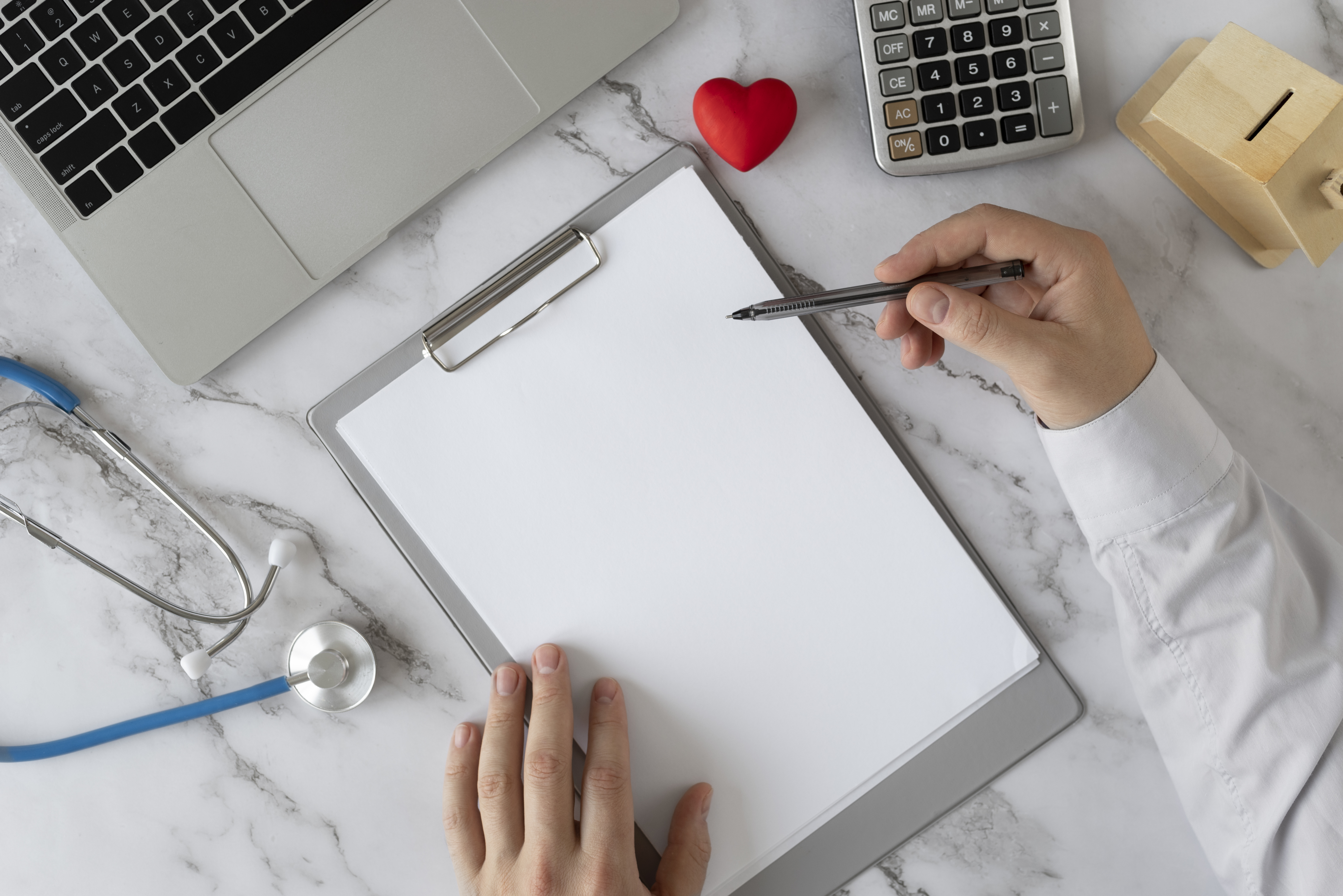 Planos de saúde com até 30 vidas não poderão ser cancelados sem justificativa, decide STJ