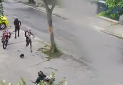 Vídeo: homem é baleado ao reagir a assalto em Cavalcanti