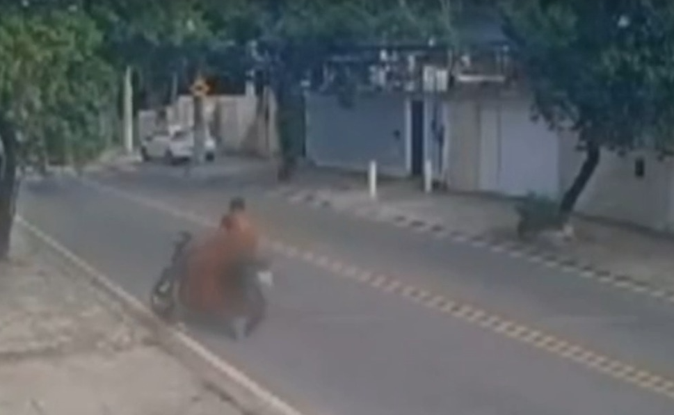 PM de folga reage a assalto e mata bandido na Vila Valqueire; vídeo