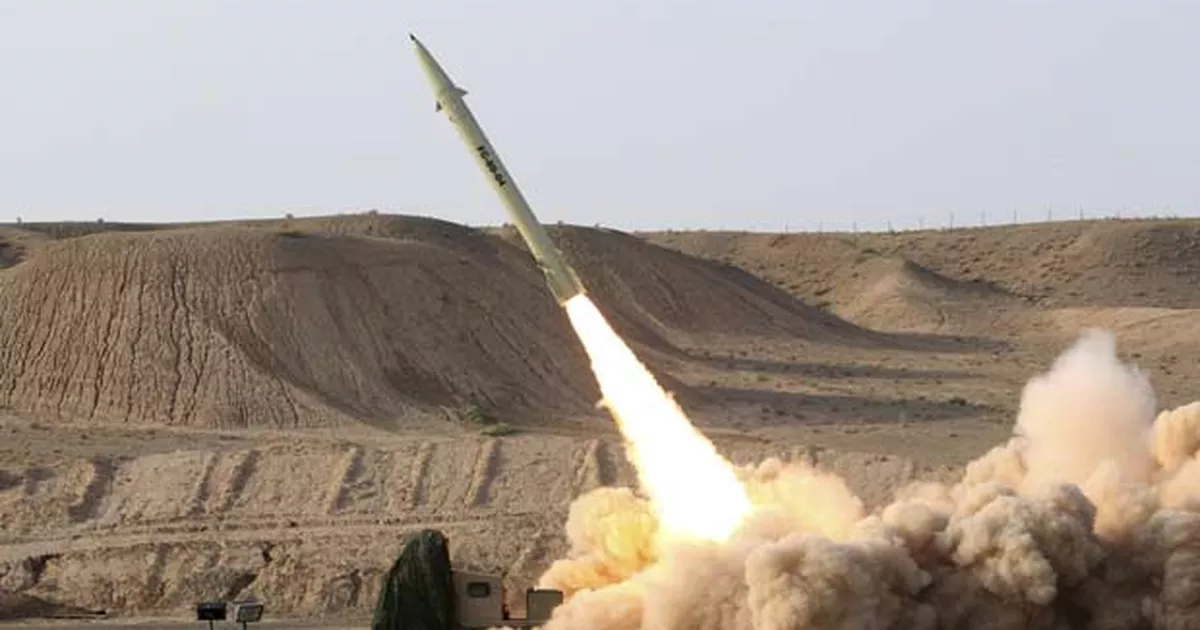 Míssil iraniano atinge cidade no norte de Israel e deixa dezenas de feridos