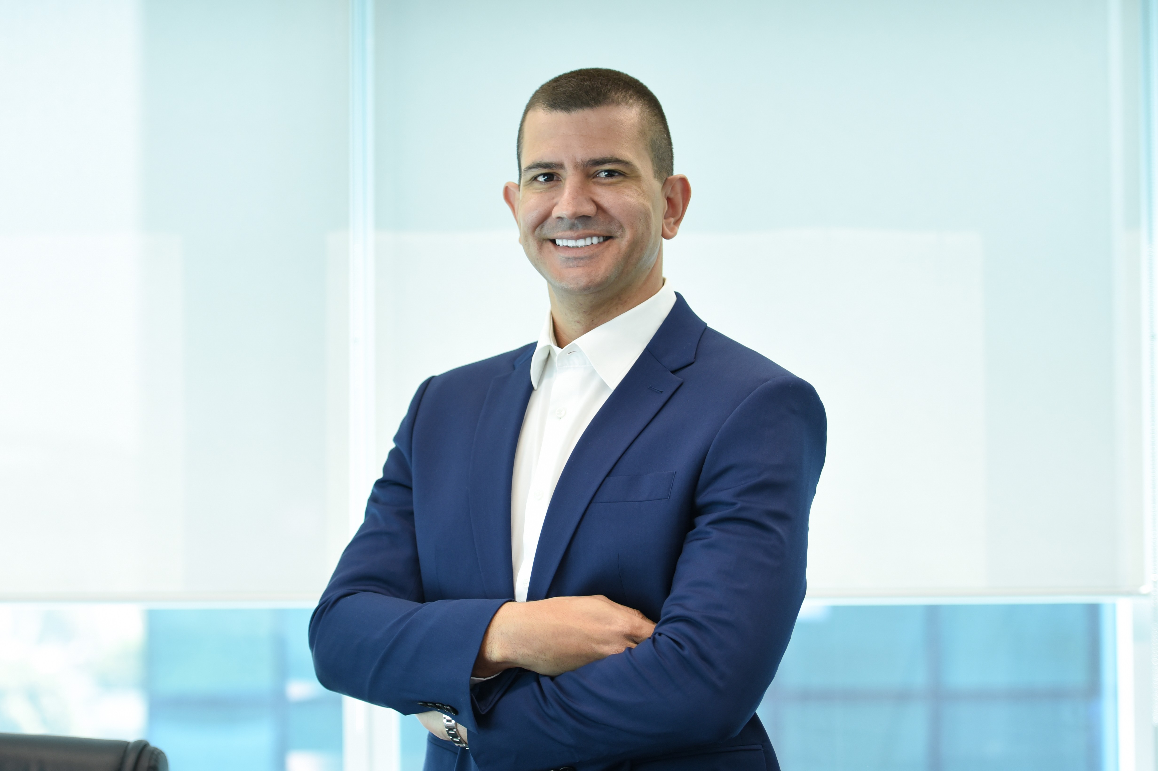 Douglas Ruas é eleito presidente da Alerj, em sessão contestada pela oposição