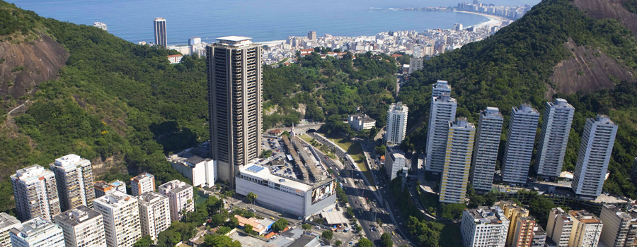 As histórias dos cinco prédios mais altos do Rio que você passa todo dia sem dar a mínima 