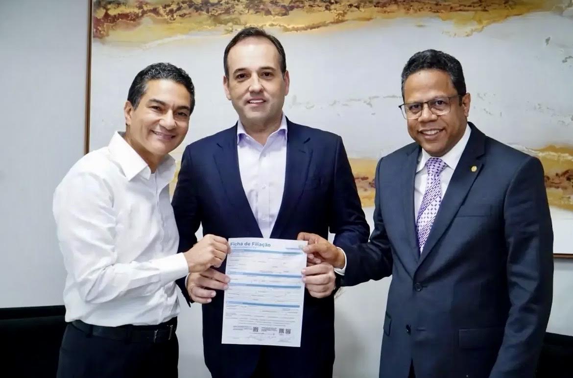 Filiação de André Português ao Republicanos redesenha disputa pelo governo do Rio