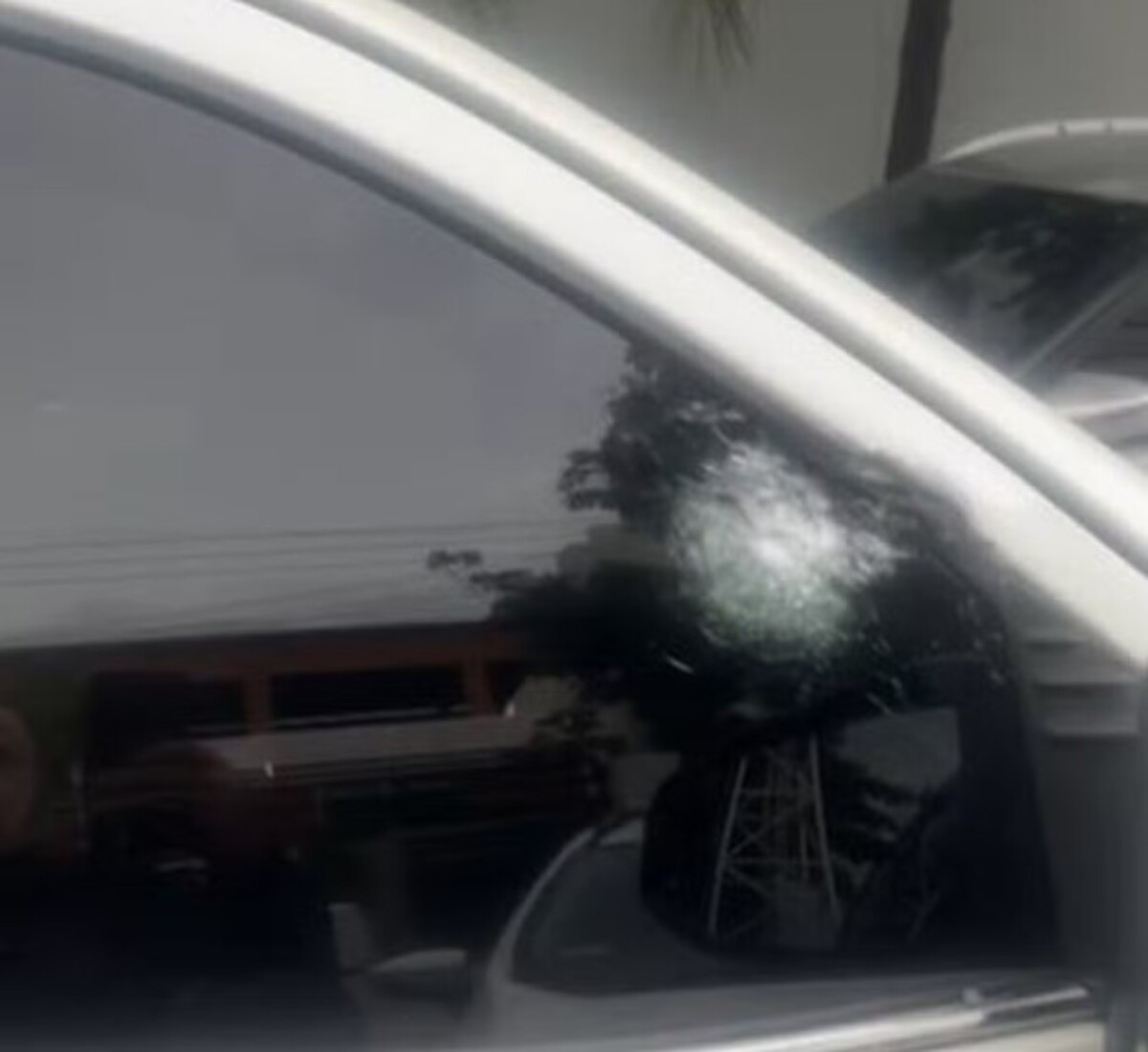 PM é baleado ao entrar por engano em comunidade no Rio; agente foi atingido nas costas