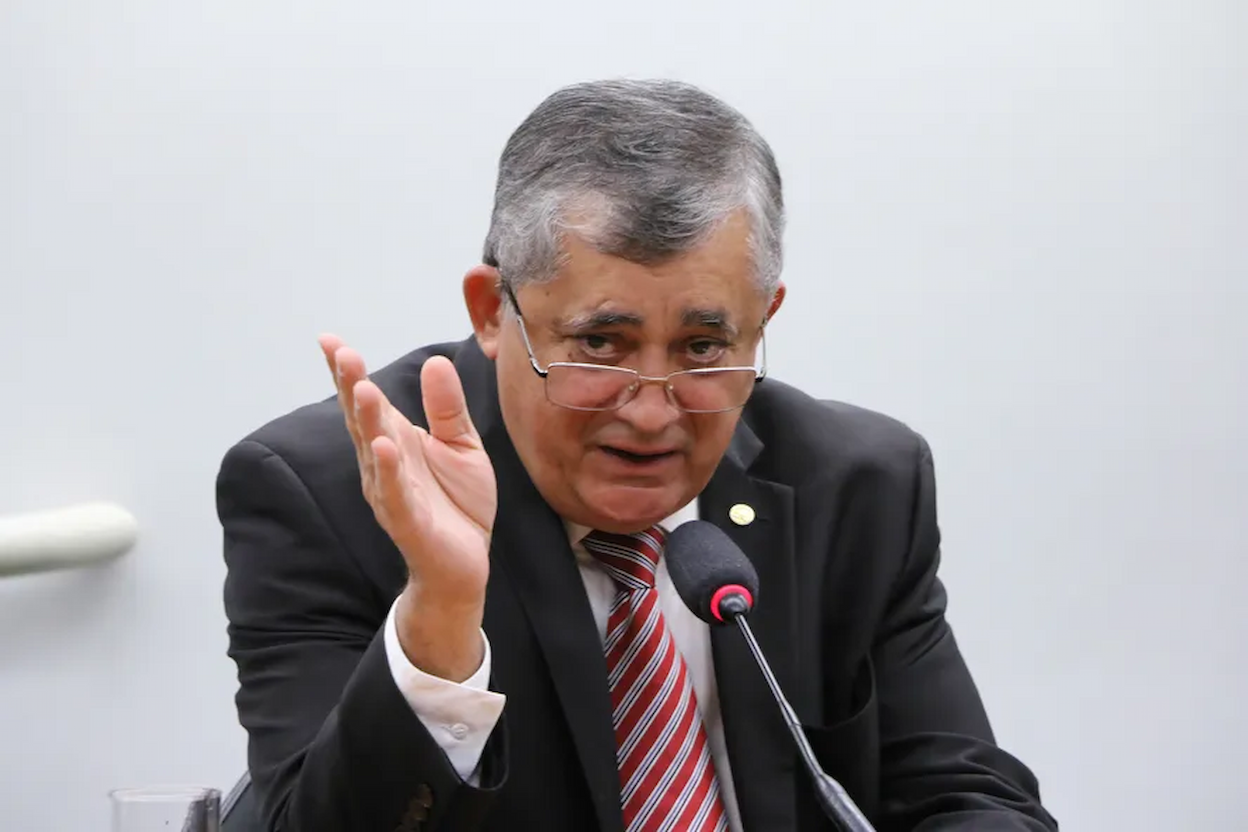 Lula escolhe José Guimarães para articulação política no governo