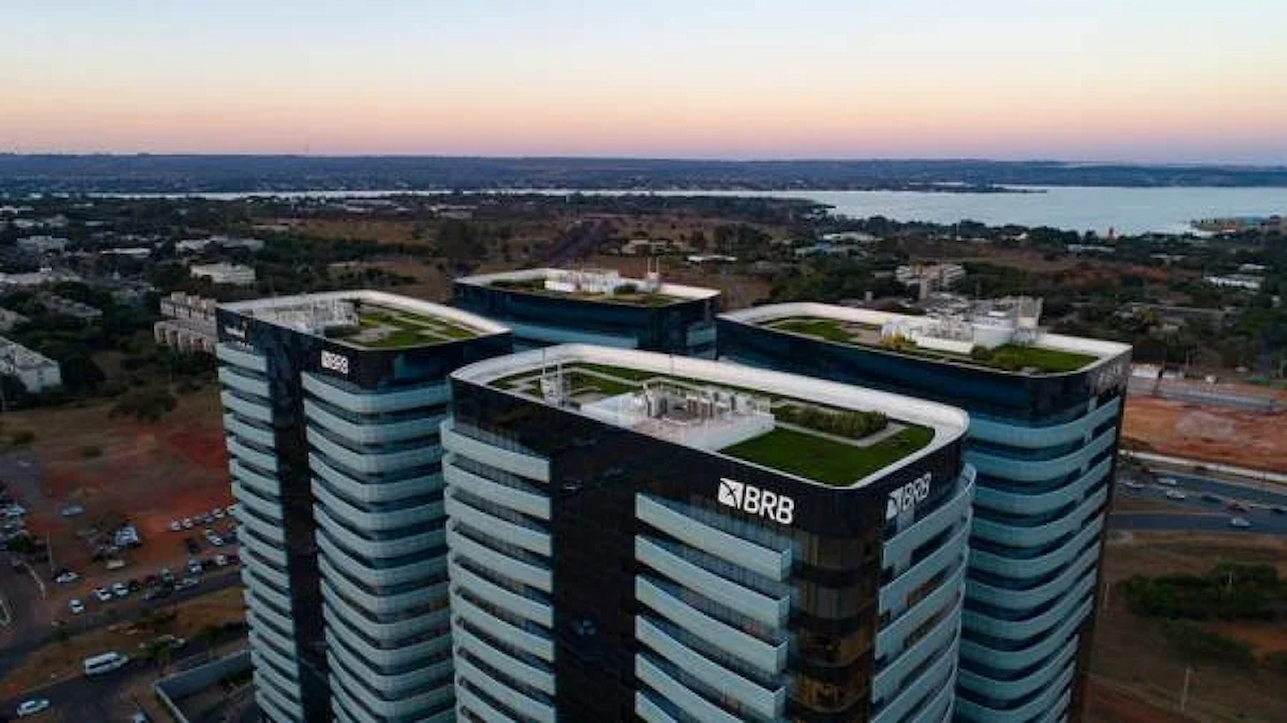 Secretaria do Consumidro proíbe BRB de reter salários com débito automático