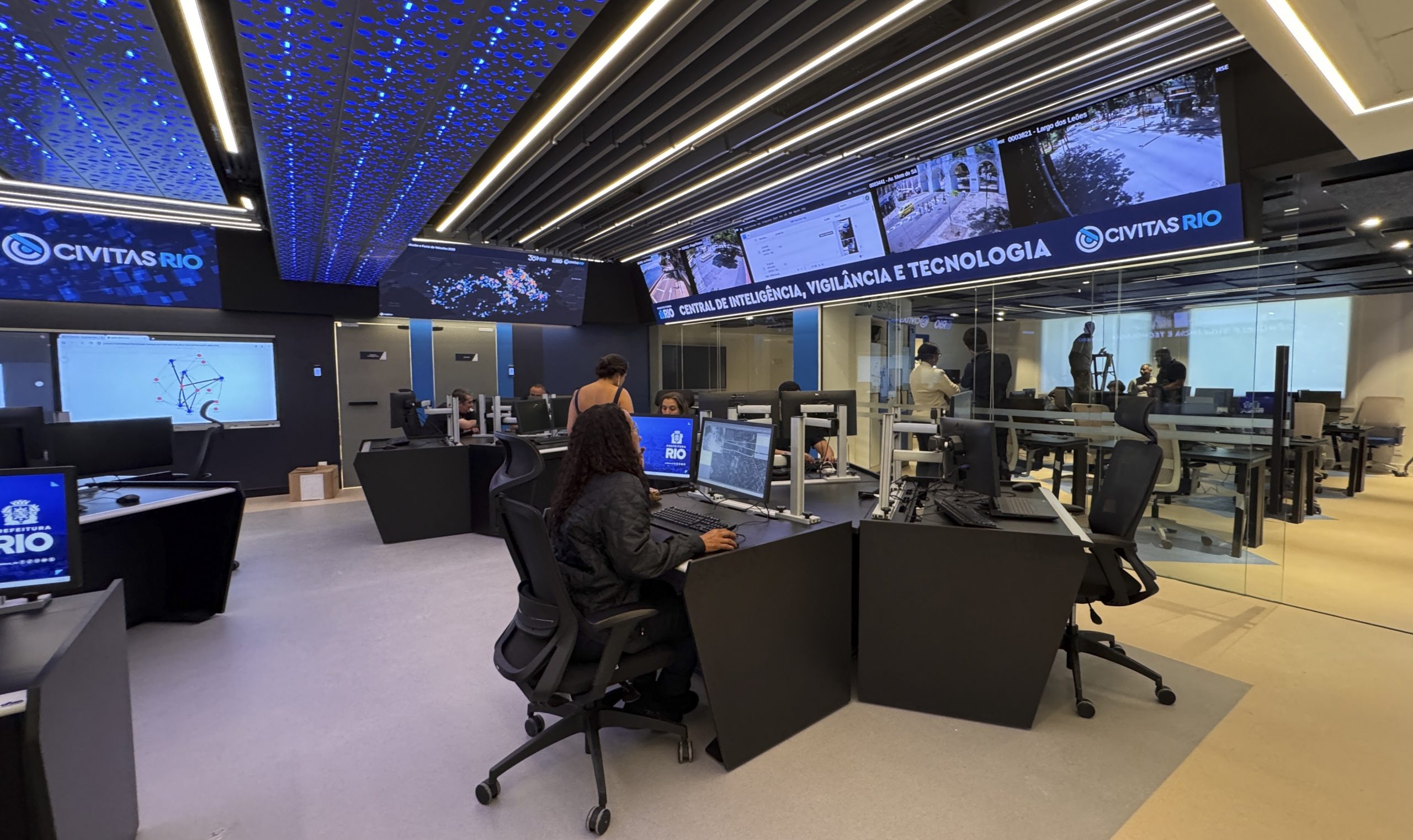 Base da prefeitura na Câmara visita polícia de NY para conhecer sistema que inspira Força Municipal