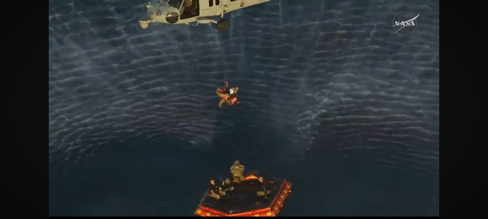 Artemis II volta à Terra e completa missão histórica (Assista ao vivo)