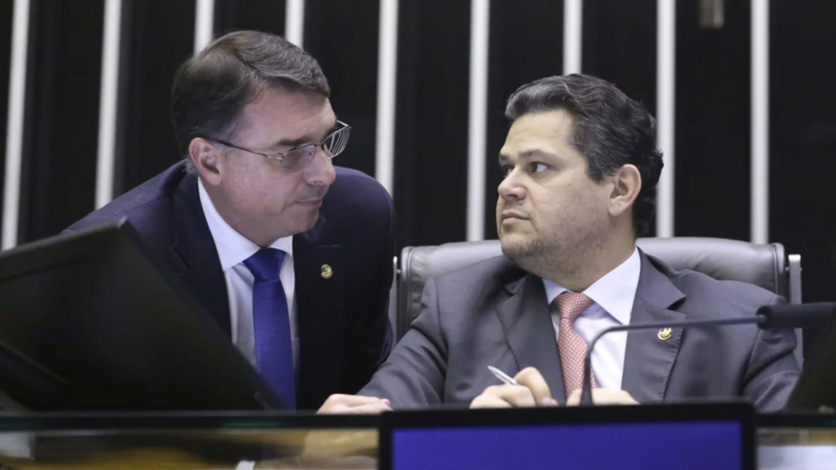 Alcolumbre evita CPI do Master e pauta tema ligado a Bolsonaro