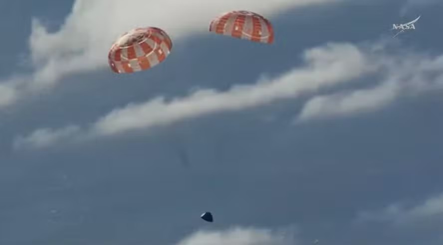 Artemis II volta à Terra e completa missão histórica (Assista ao vivo)