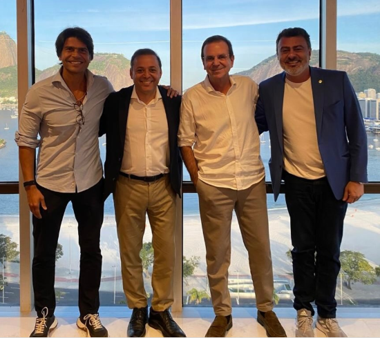 Vitor Júnior vira consenso do grupo de Eduardo Paes para presidir a Alerj