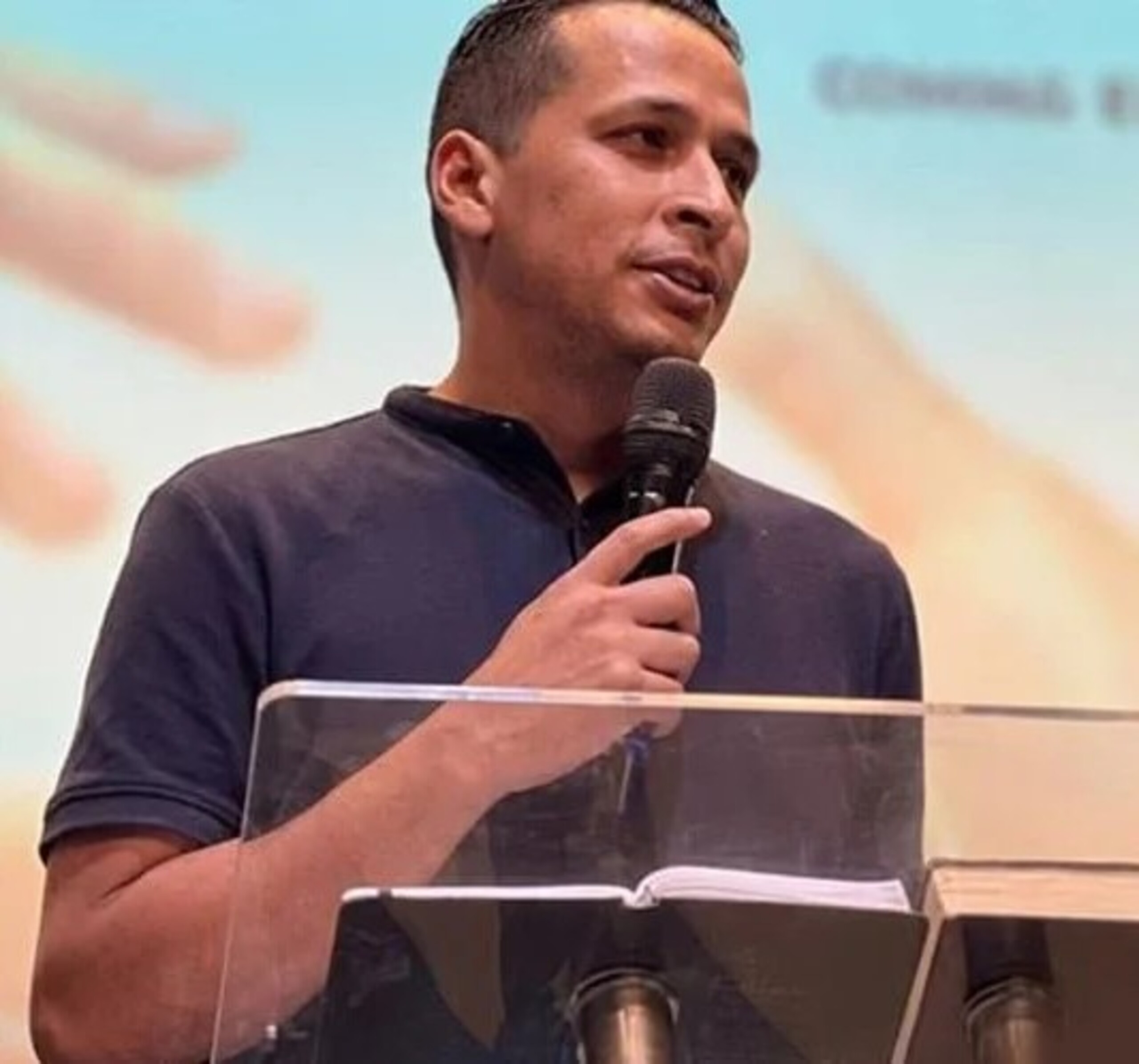 TRE-RJ mantém cassação de suplente de vereador de Queimados por abuso econômico