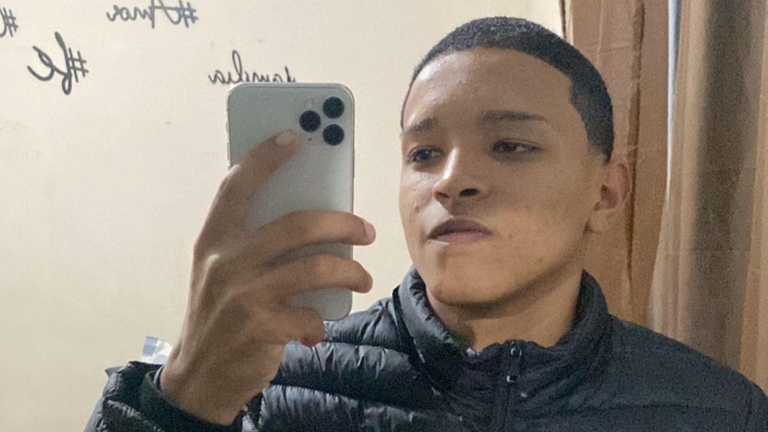 Polícia busca jovem que desapareceu ao sair para jogar bola na Baixada Fluminense