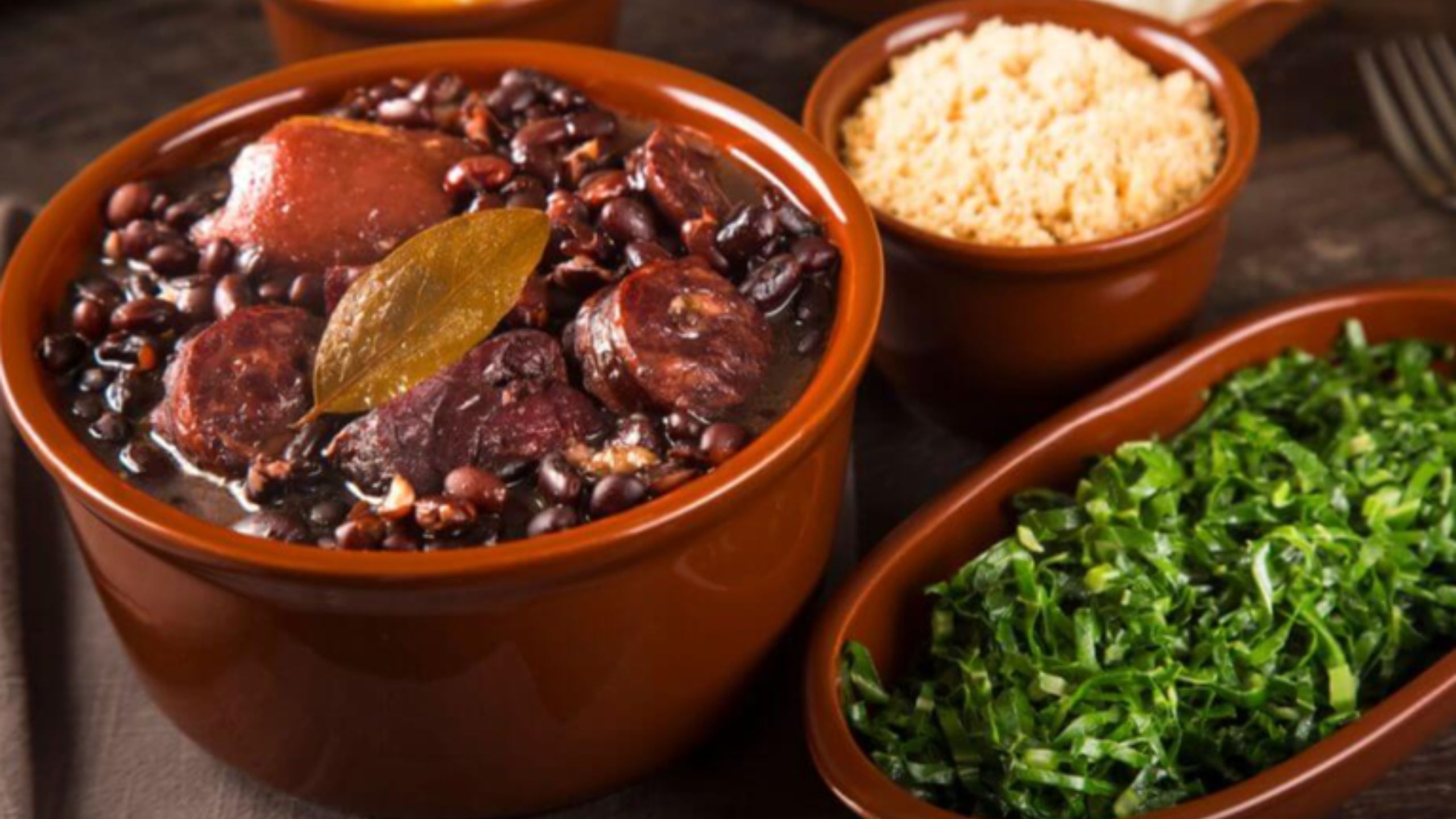 Feijoada de São Jorge: veja onde comemorar a data com samba e tradição no Rio