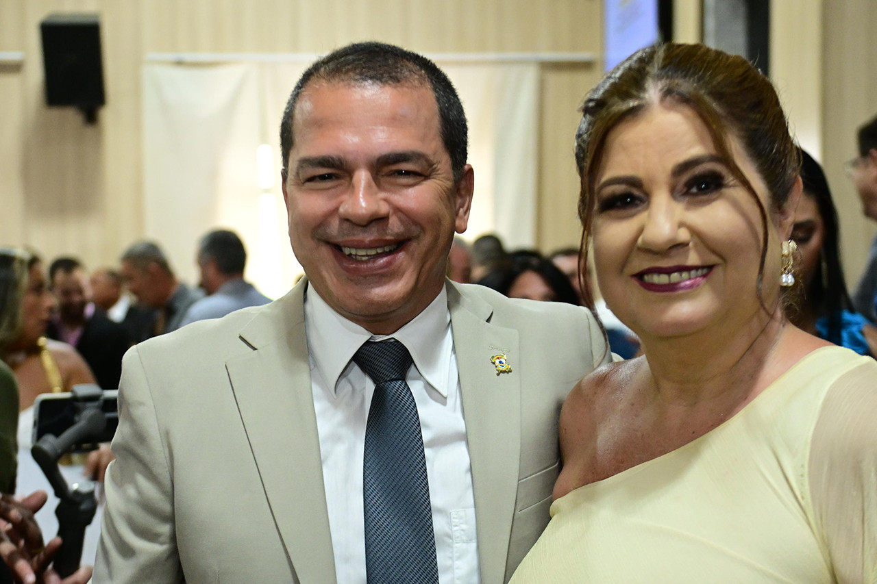 Rosinha Garotinho aceita convite e será secretária em Campos