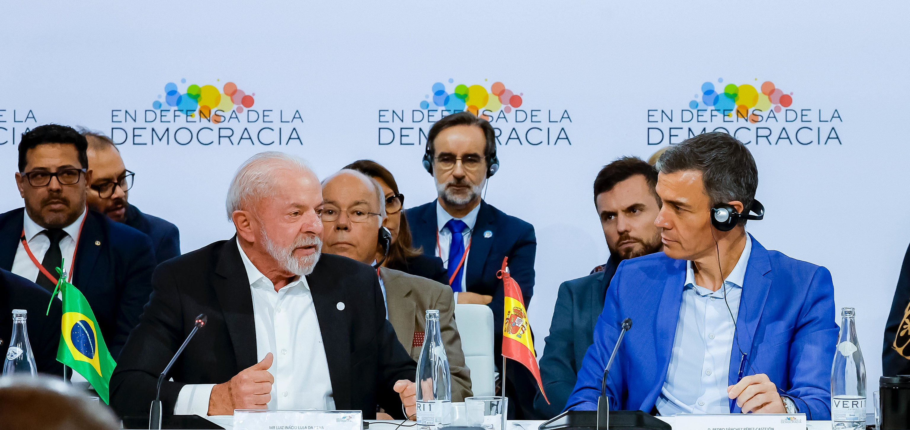 Lula defende regulação global das redes sociais: ‘Muito sexo e jogatina’