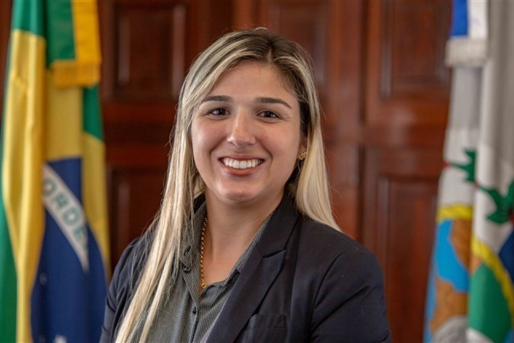 Marina Rocha vira ré: prefeita de Guapimirim responde por desvio na Saúde