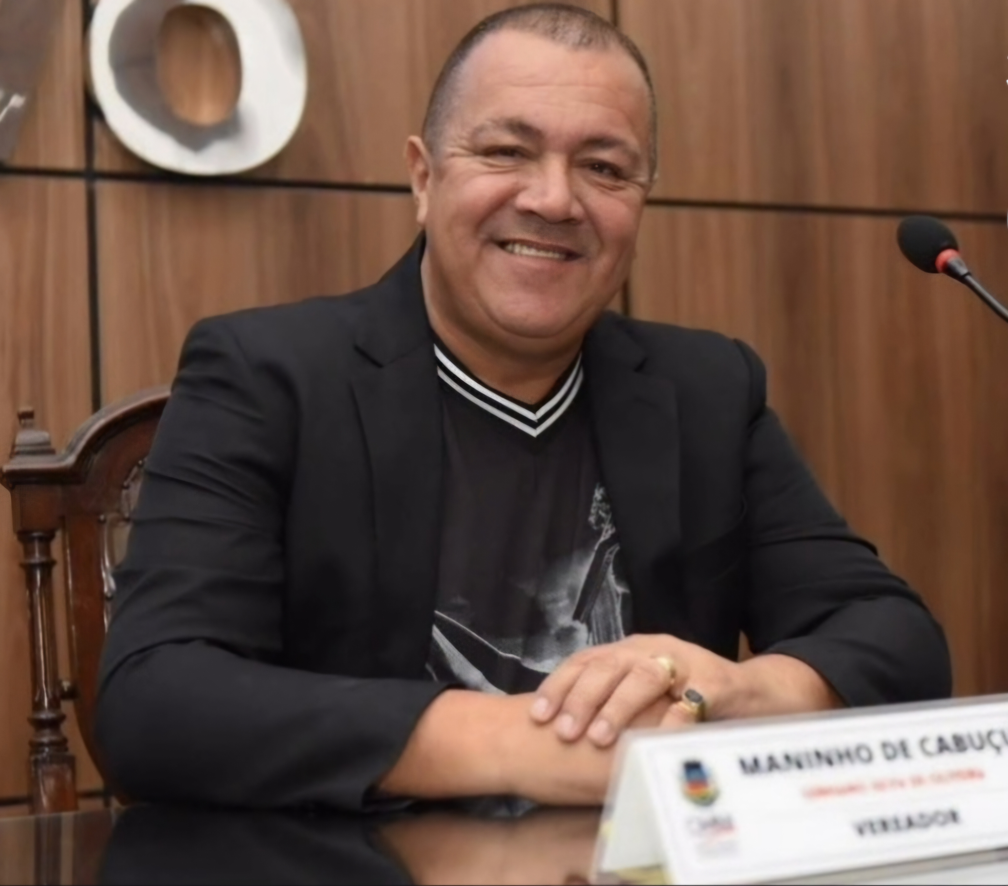Vereador Maninho de Cabuçu está em estado grave e hospital pede sangue