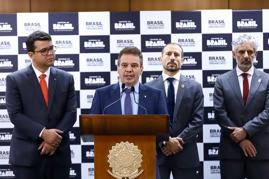 Banco Master vira arma de comunicação para demonstrar combate ao crime organizado