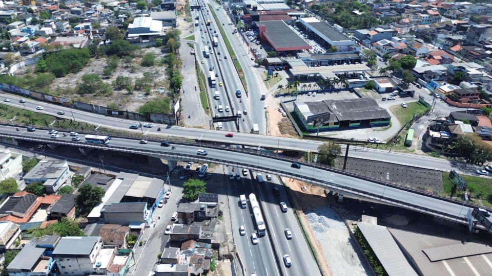 Obras da Via Dutra avançam, mas drenagem antiga preocupa cidades da Baixada
