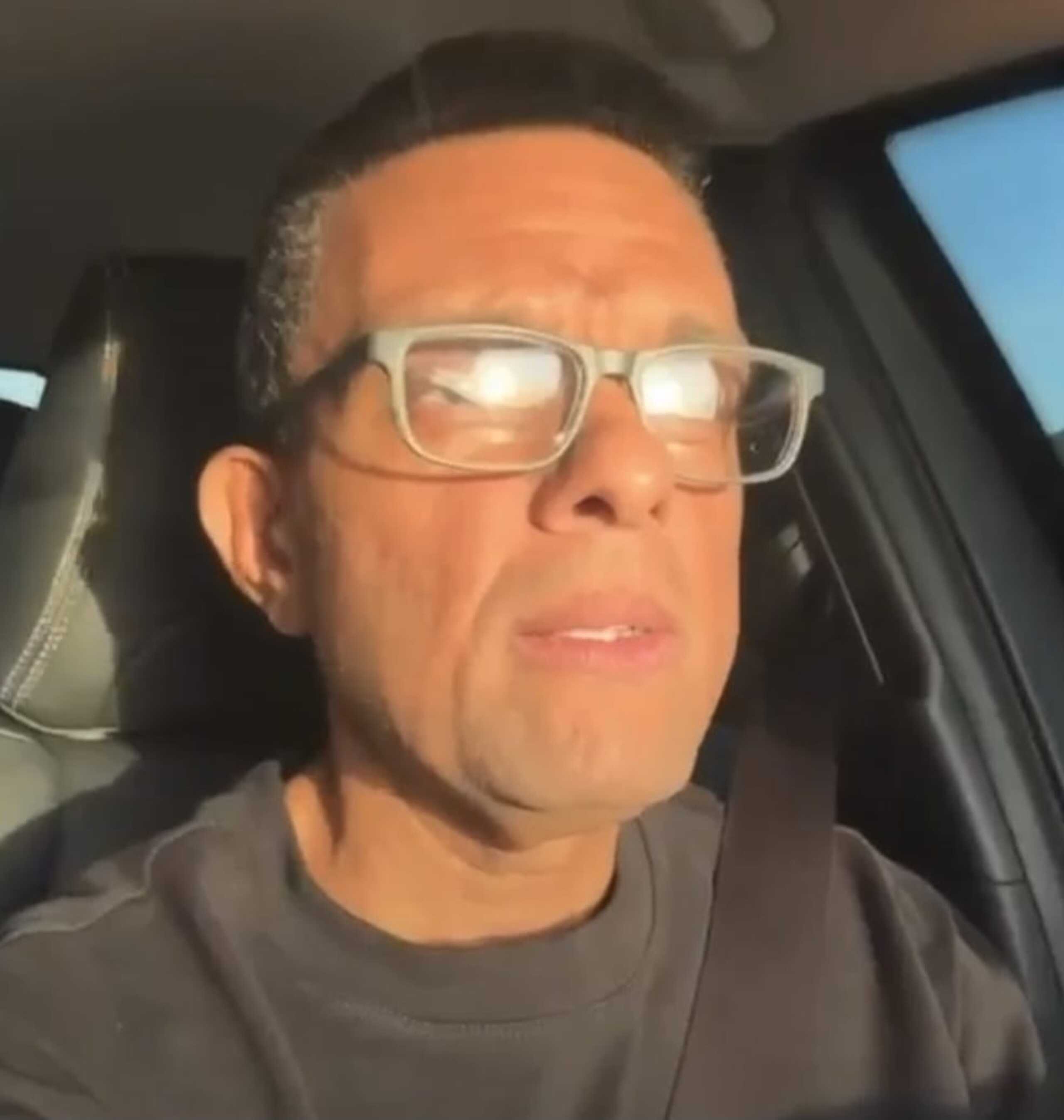 Justiça Eleitoral mantém vídeos de Otoni de Paula contra Douglas Ruas no ar