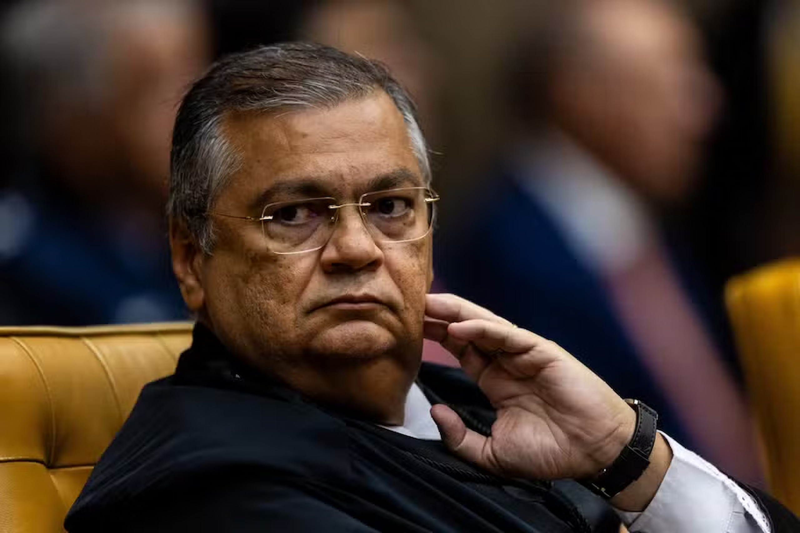 Flávio Dino propõe penas mais duras e afastamento imediato para punir corrupção na Justiça