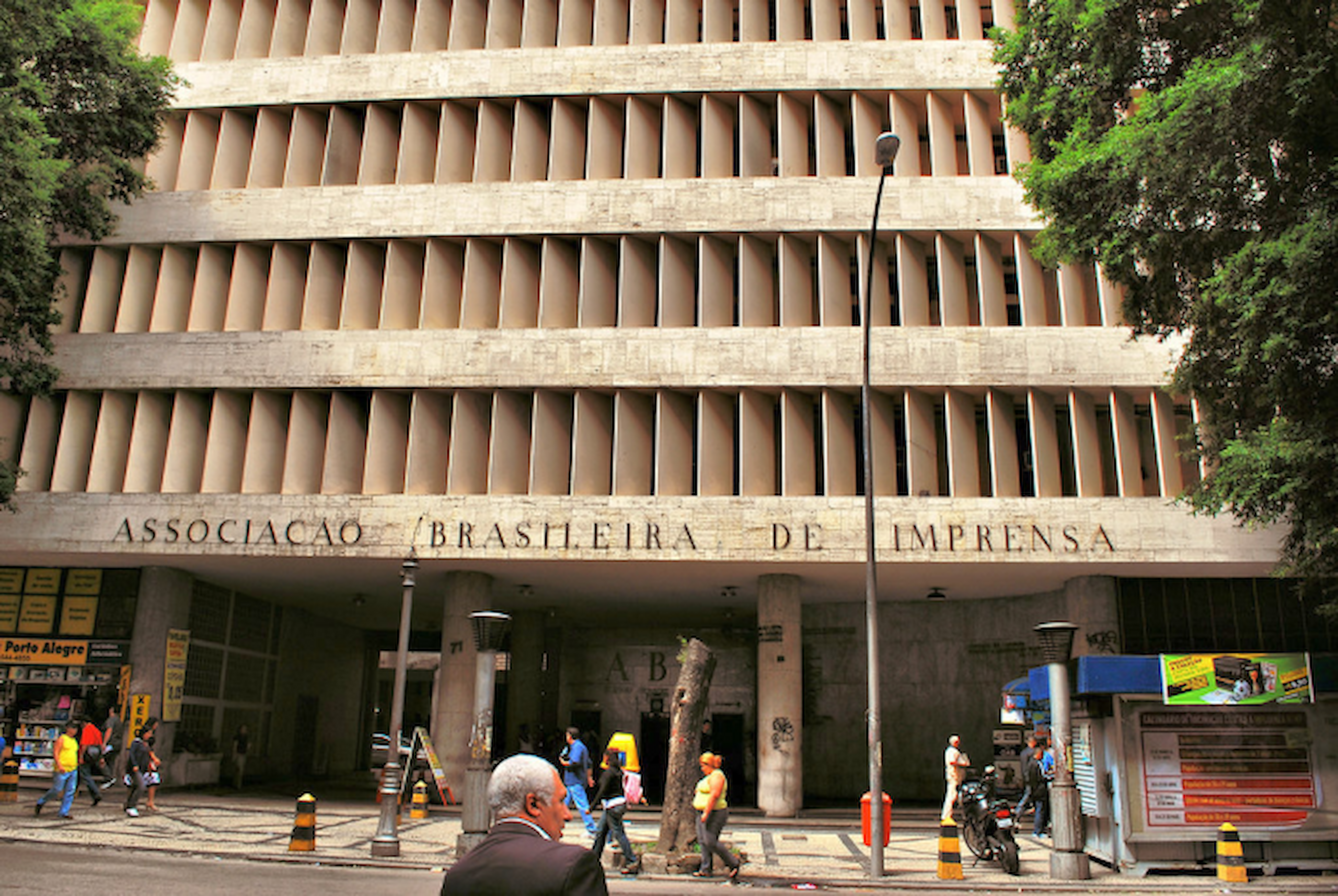 Comitês antifascistas são lançados em evento na ABI no Rio