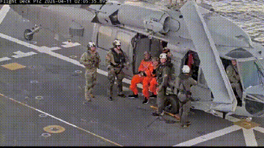 Artemis II: vídeo da NASA mostra euforia de astronautas após resgate no Pacífico; vídeo