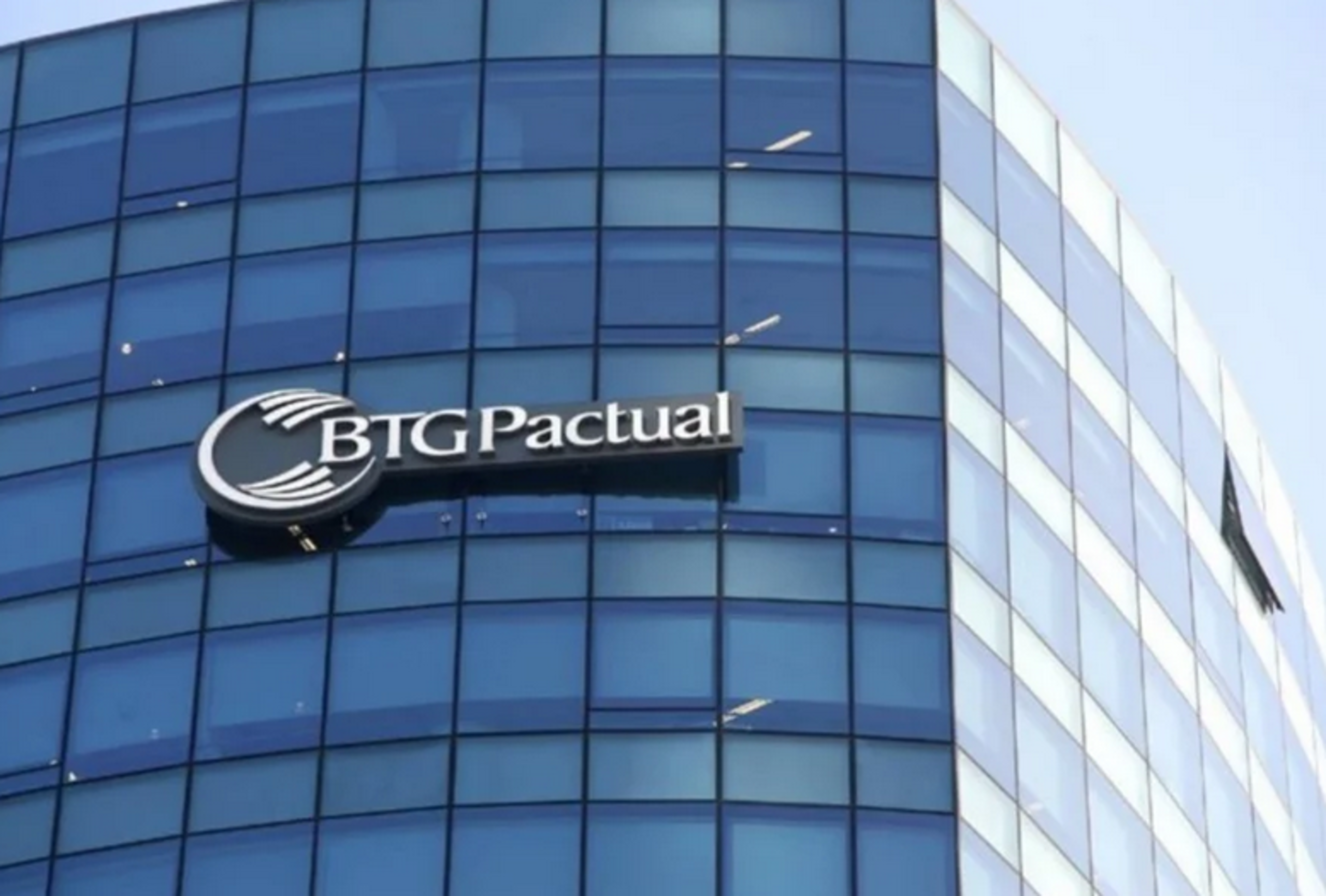 BTG comprou mais de R$ 1,1 bi em créditos do Master via Credcesta e enfrenta bloqueio judicial