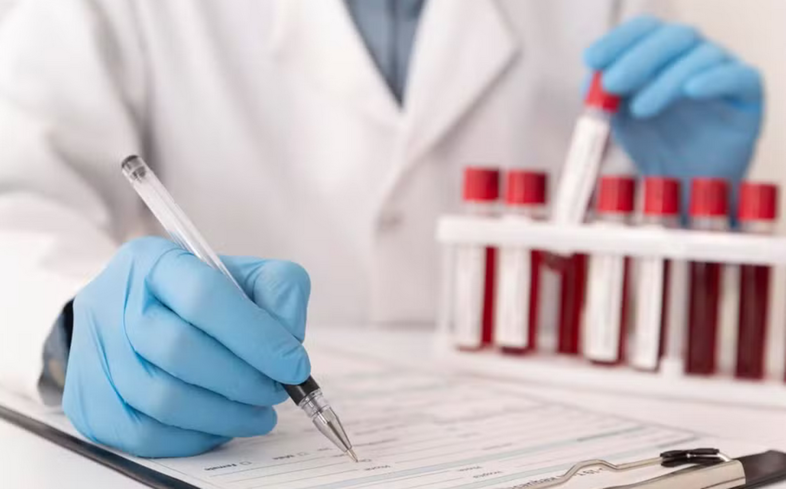 Lei sancionada por Lula garante folga remunerada para que trabalhadores façam exames preventivos; entenda