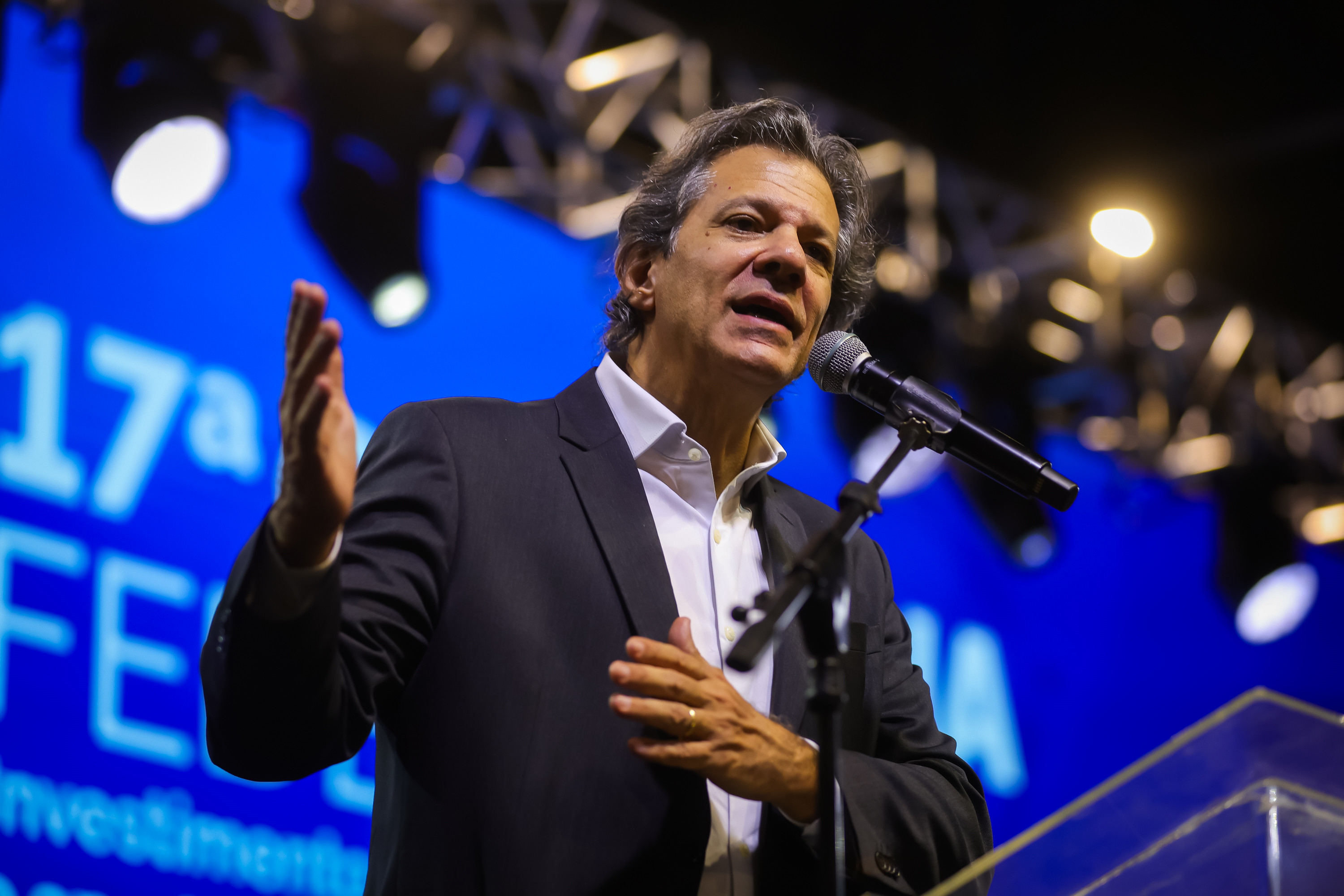 Fernando Haddad deve enfrentar rótulo ‘Taxad’ na disputa em SP
