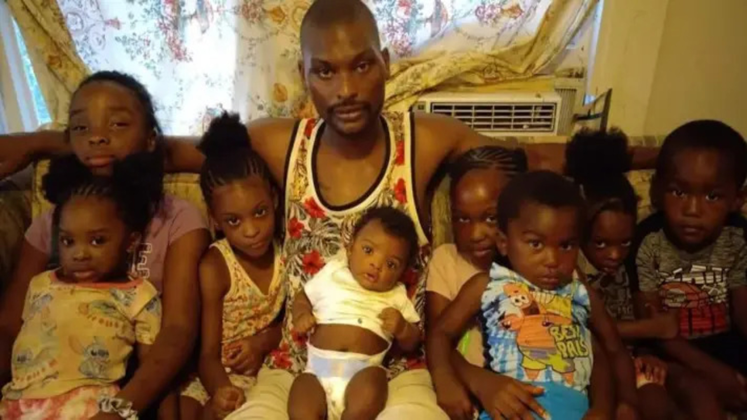 Polícia diz que pai é o assassino de sete filhos e uma oitava criança, em chacina nos EUA