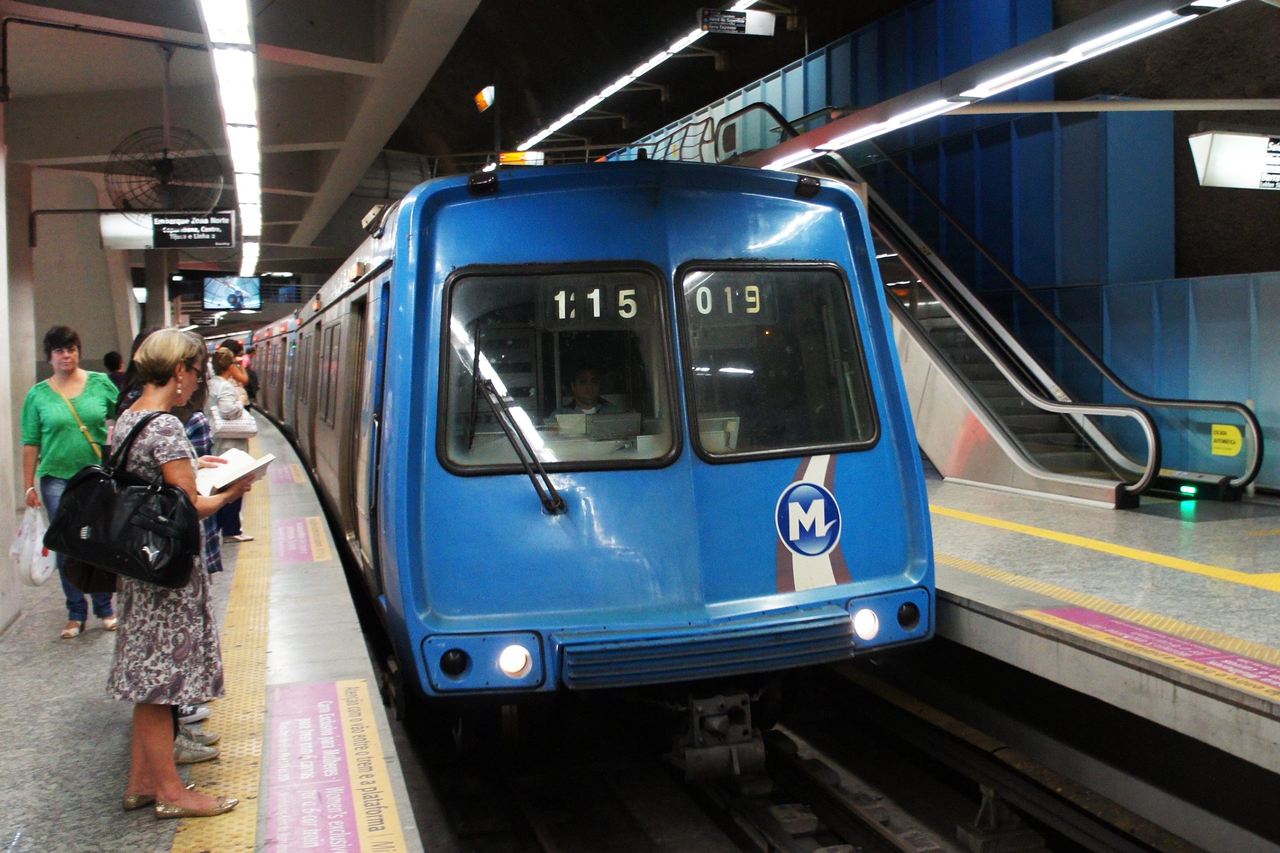 Linha 1 do metrô do Rio opera com restrições devido a falha de sinalização