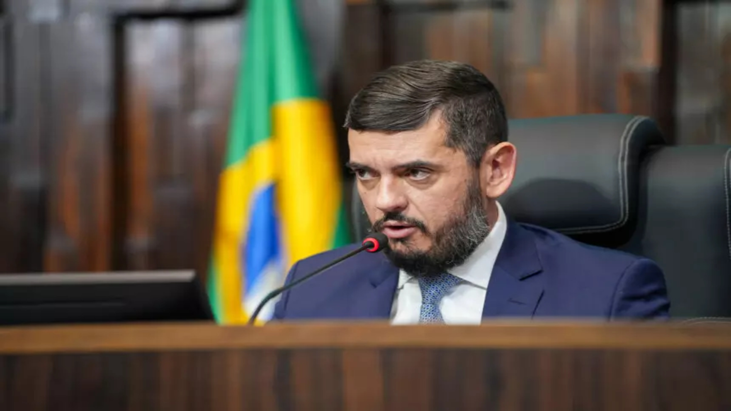 Zanin e Moraes votam para manter cassação de Rodrigo Bacellar no STF