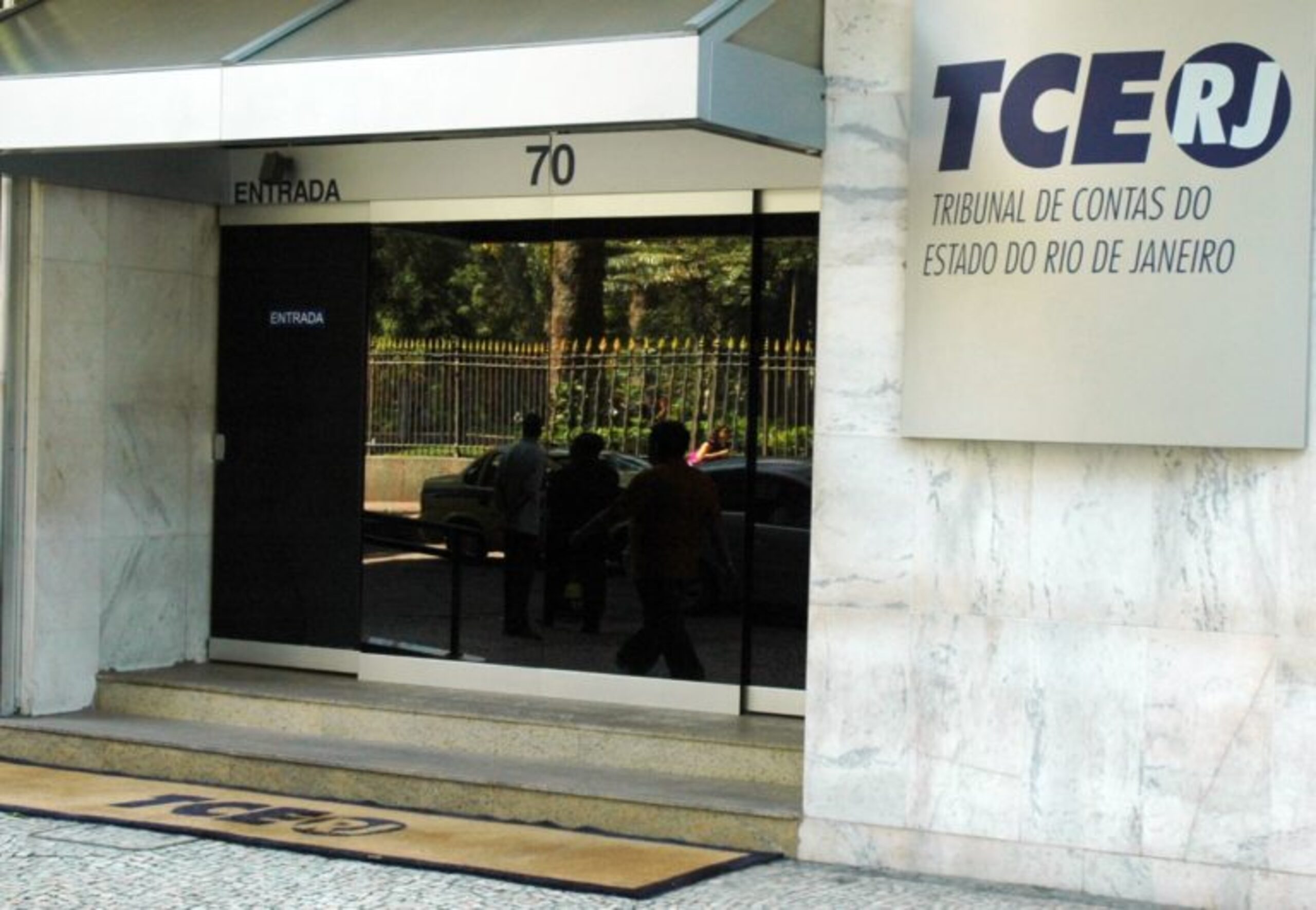 PEC que torna tribunais de contas permanentes será promulgada em 5 de maio