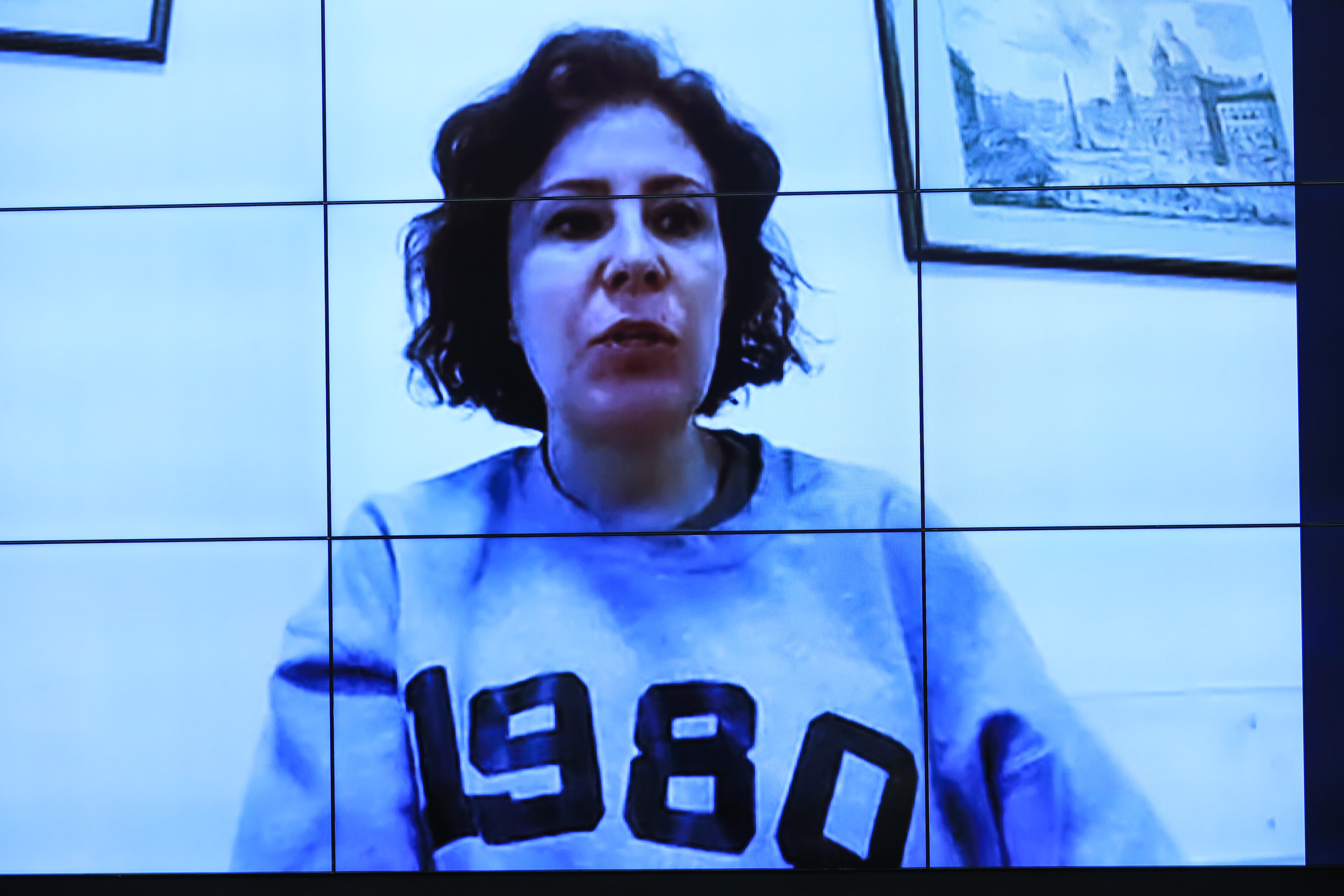 Defesa de Carla Zambelli recorre à justiça italiana contra extradição ao Brasil