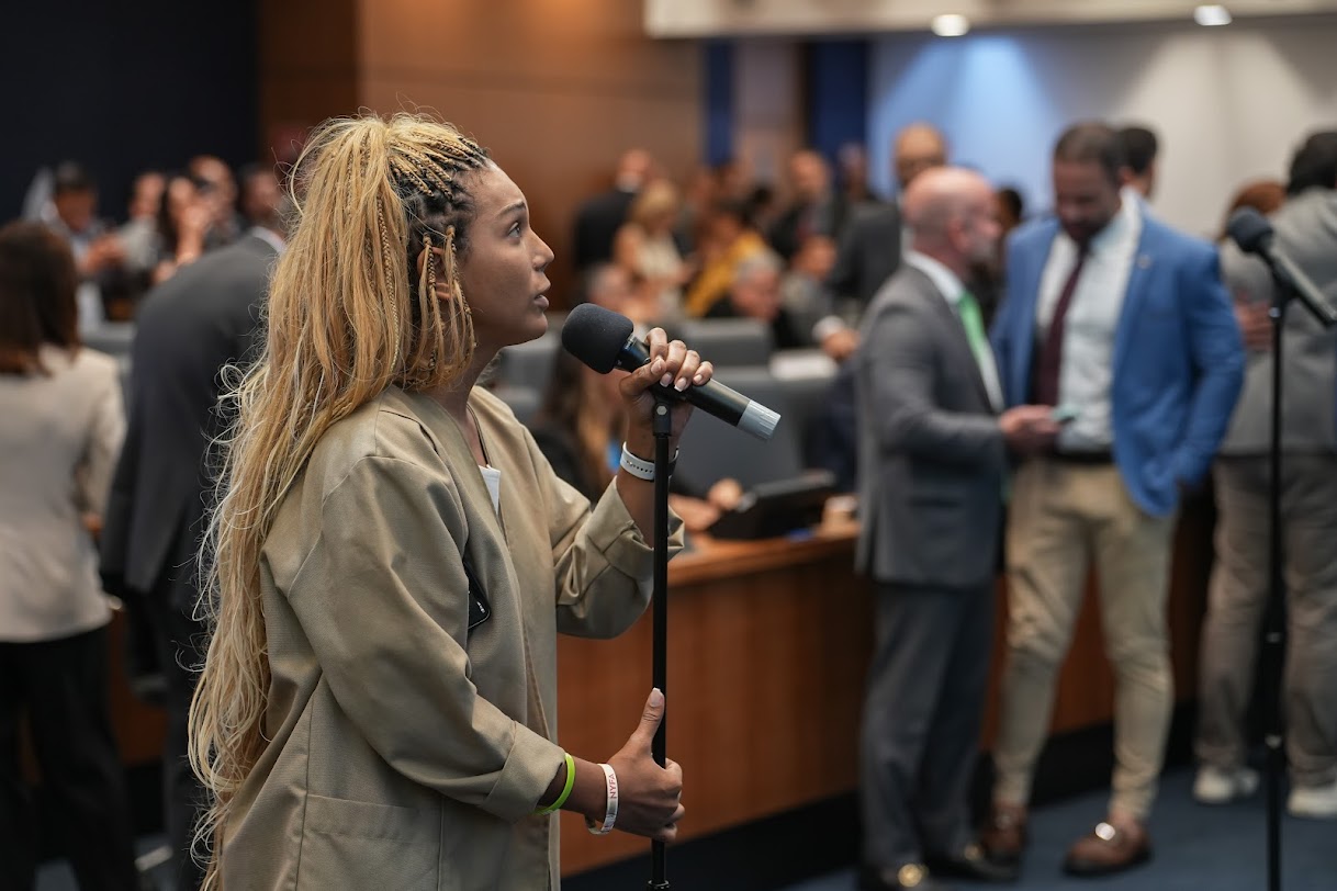 Projeto sobre racismo ambiental é rejeitado na Alerj após embate e pedido de quórum