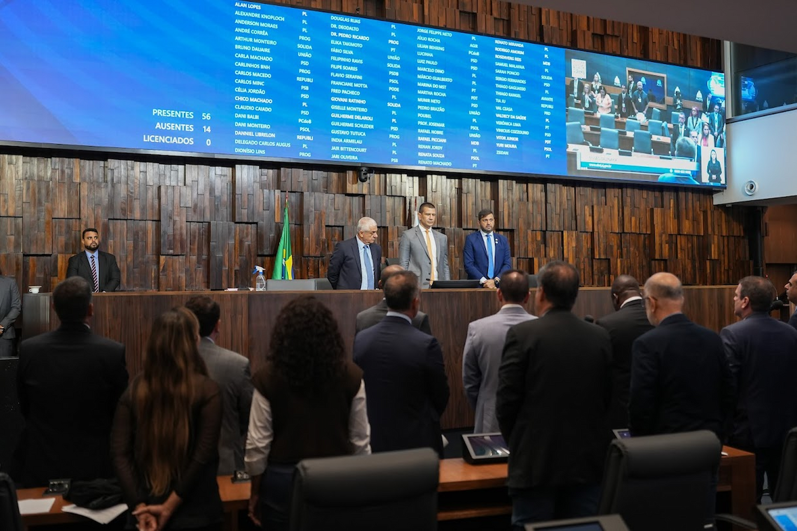 Deputado pede minuto de silêncio pela morte de vereador e cobra empenho na investigação