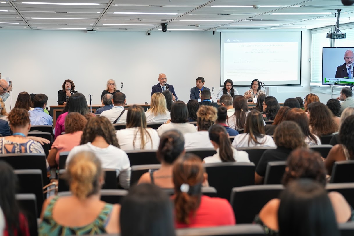 Educação inclusiva avança no acesso, mas enfrenta falhas estruturais