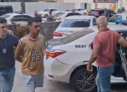 Falso ambulante cobra R$ 10 mil por churrasquinho e é preso em Copacabana