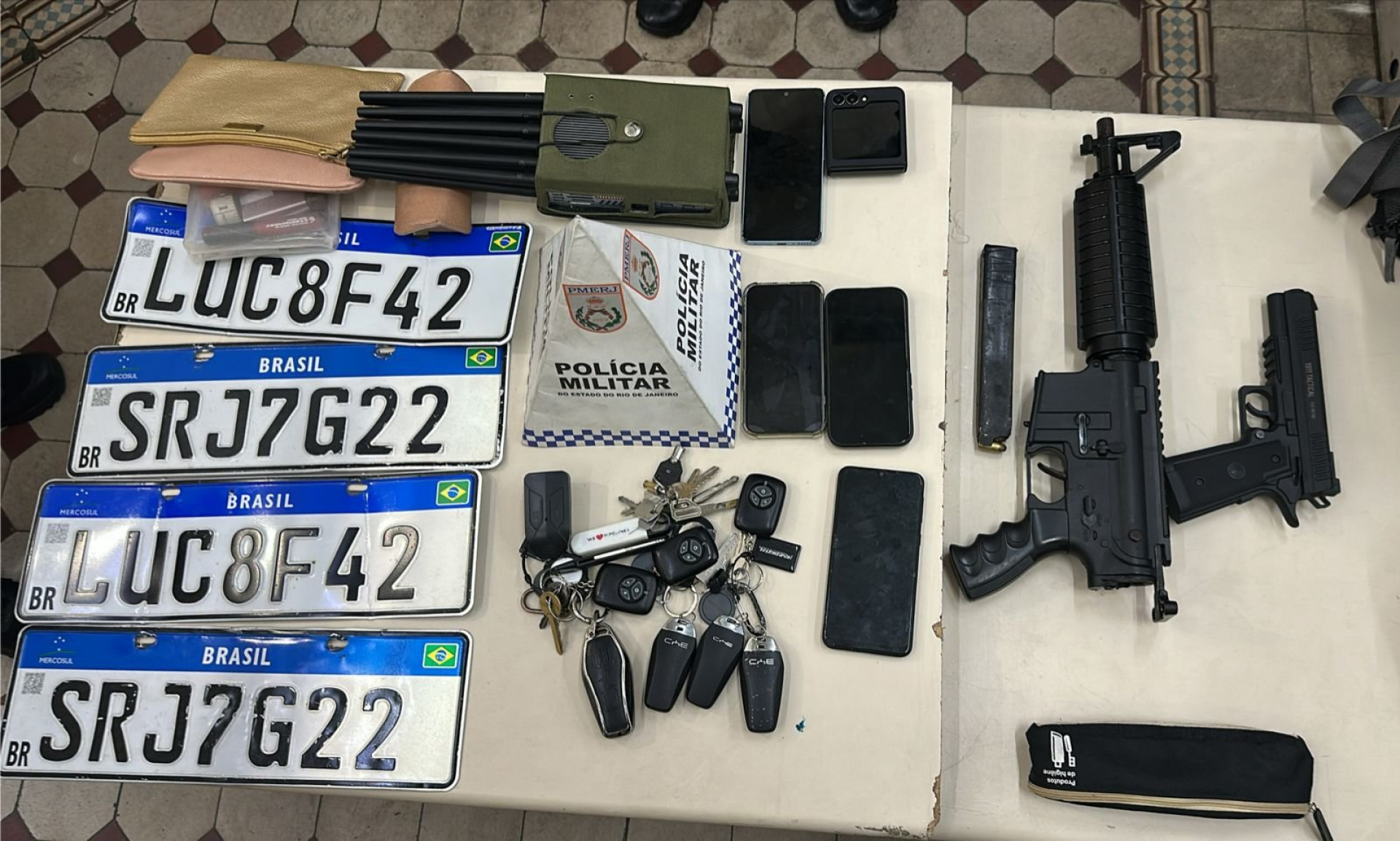 PM recupera três carros após perseguição no Aterro do Flamengo