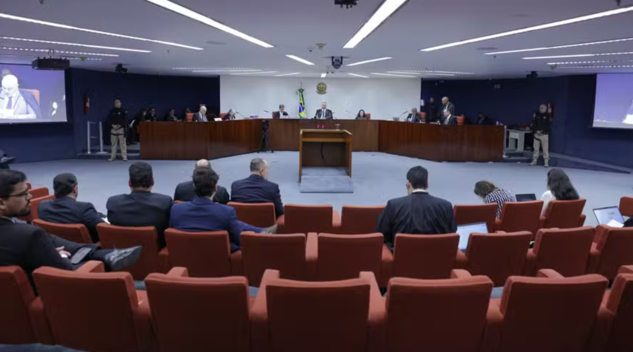 Exército prende 3 militares condenados no STF por trama golpista